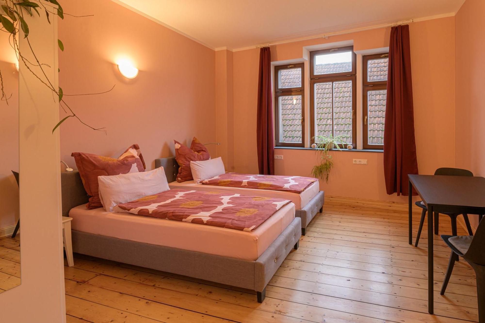 Gaestehaus Villa Fliedner - Das Kutscherhaus Monsheim  外观 照片