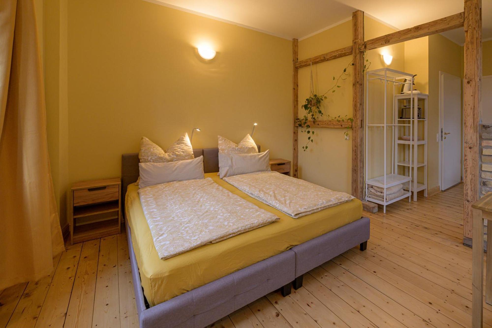 Gaestehaus Villa Fliedner - Das Kutscherhaus Monsheim  外观 照片